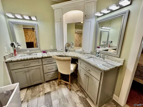 3519 Colonial Drive Guntersville AL 35976
