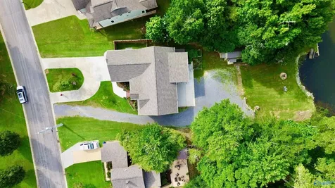 3519 Colonial Drive Guntersville AL 35976