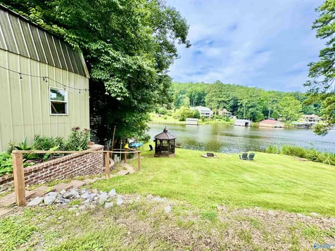 3519 Colonial Drive Guntersville AL 35976