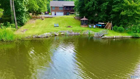 3519 Colonial Drive Guntersville AL 35976