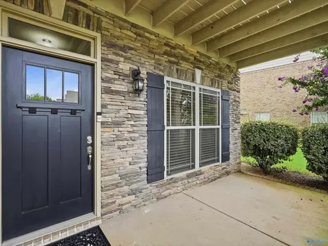 8 Leyland Drive SW Huntsville AL 35824