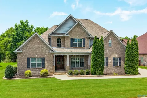 178 Rainbow Glen Circle Madison AL 35758
