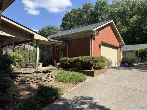 1420 Governors Place Huntsville AL 35801