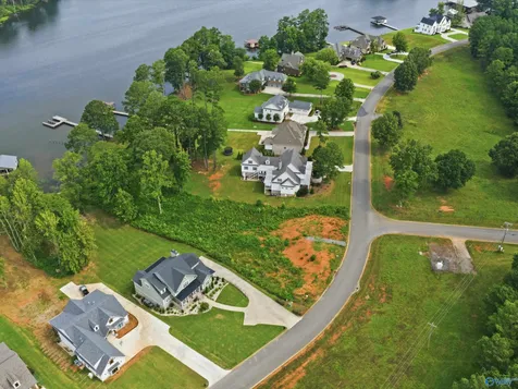 629 Goose Pond Island Drive Scottsboro AL 35769