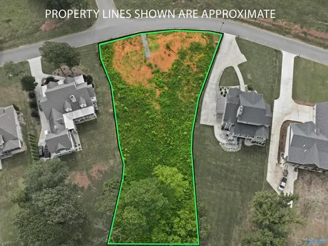 629 Goose Pond Island Drive Scottsboro AL 35769