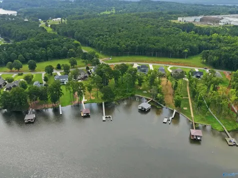 629 Goose Pond Island Drive Scottsboro AL 35769