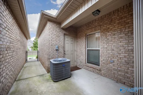 73 Cypress Grove Lane SW Huntsville AL 35824