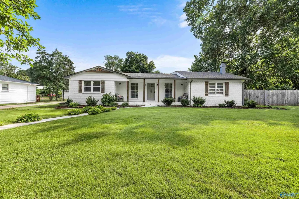 2902 Boswell Drive NW Huntsville AL 35811