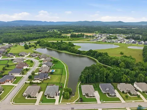 2017 Meadow Creek Circle SE Owens Cross Roads AL 35763