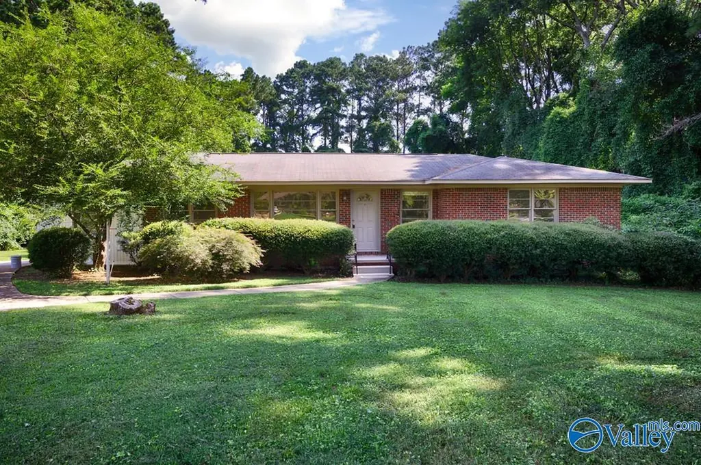 4902 Holmes Avenue Huntsville AL 35816