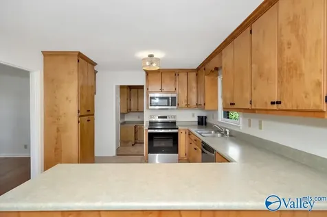 4902 Holmes Avenue Huntsville AL 35816