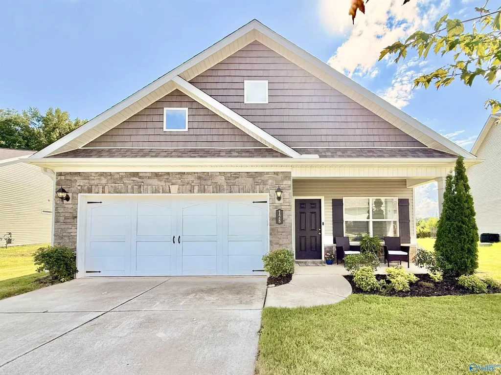128 Lincoln Gray Circle New Market AL 35761