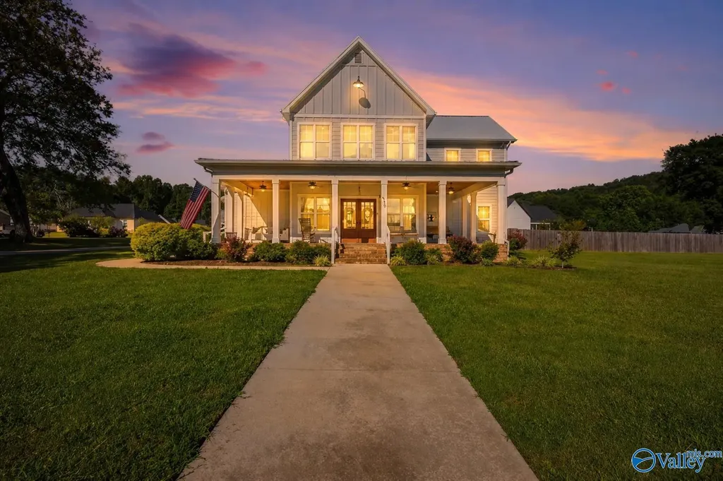 128 Carlton Road Scottsboro AL 35769