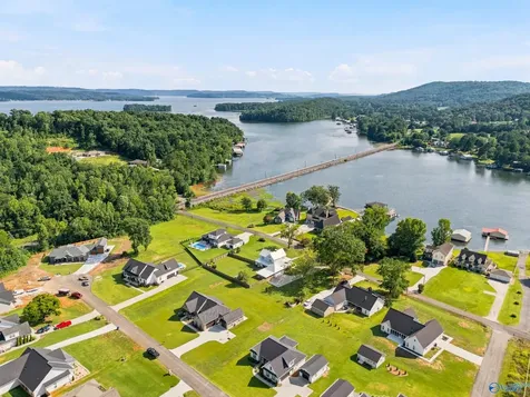 128 Carlton Road Scottsboro AL 35769