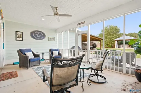 128 Carlton Road Scottsboro AL 35769