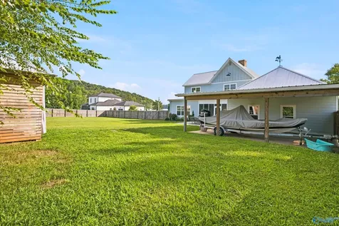128 Carlton Road Scottsboro AL 35769