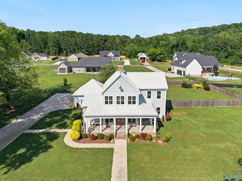 128 Carlton Road Scottsboro AL 35769