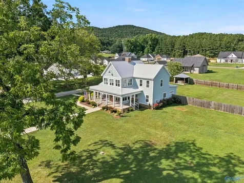 128 Carlton Road Scottsboro AL 35769