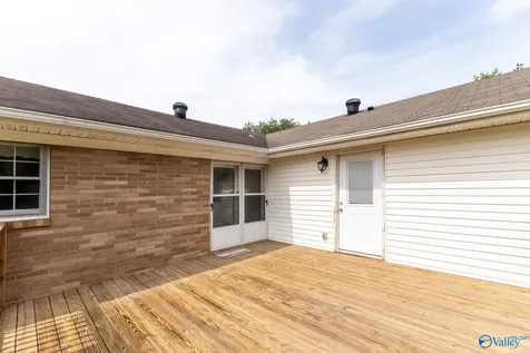 2438 Crestwood Drive SW Huntsville AL 35805