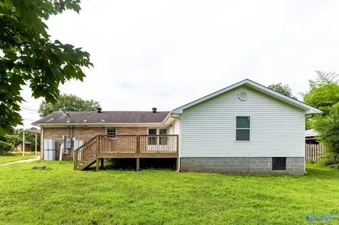 2438 Crestwood Drive SW Huntsville AL 35805
