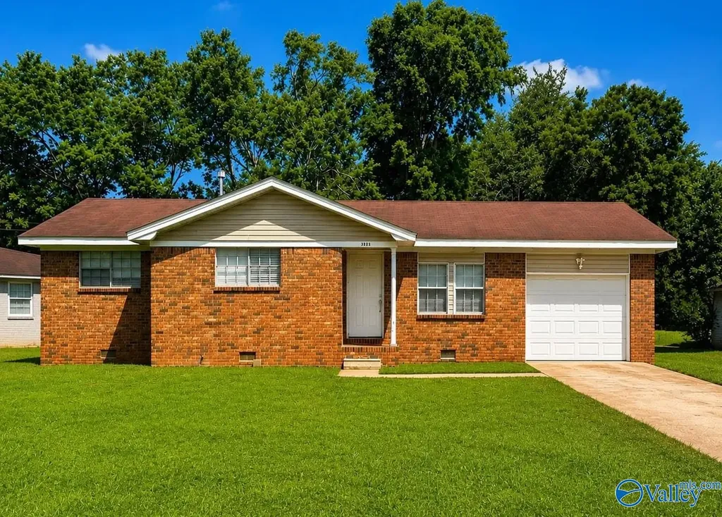 5028 Paden Drive NW Huntsville AL 35810