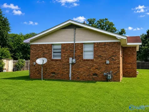 5028 Paden Drive NW Huntsville AL 35810