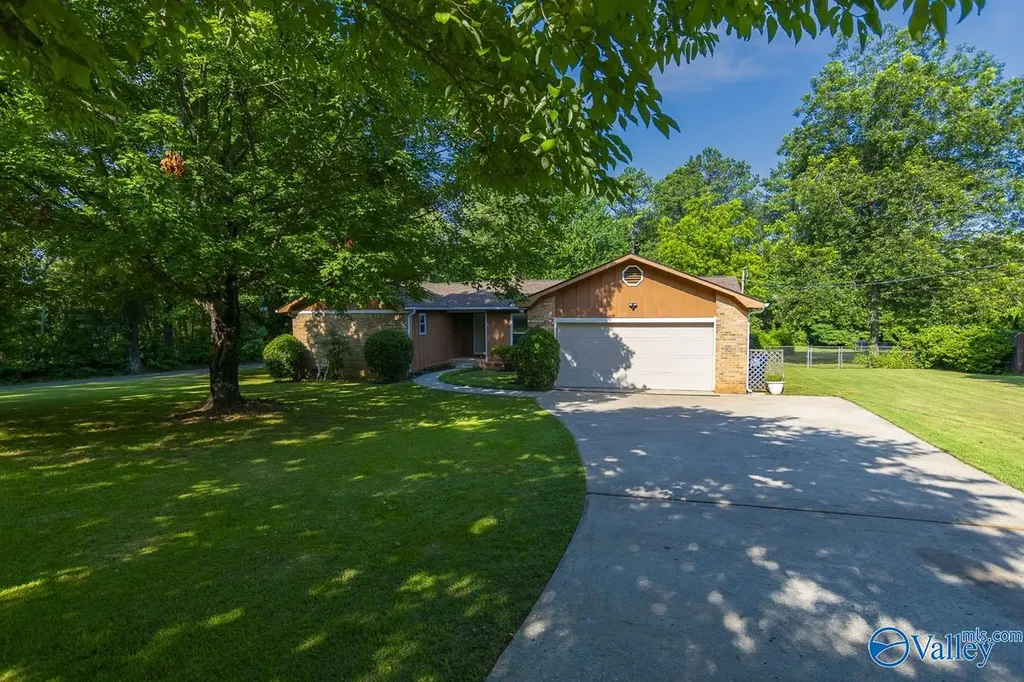 102 Francisco Road Huntsville AL 35811
