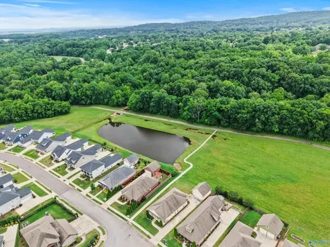 6439 Lincoln Park Place Huntsville AL 35806