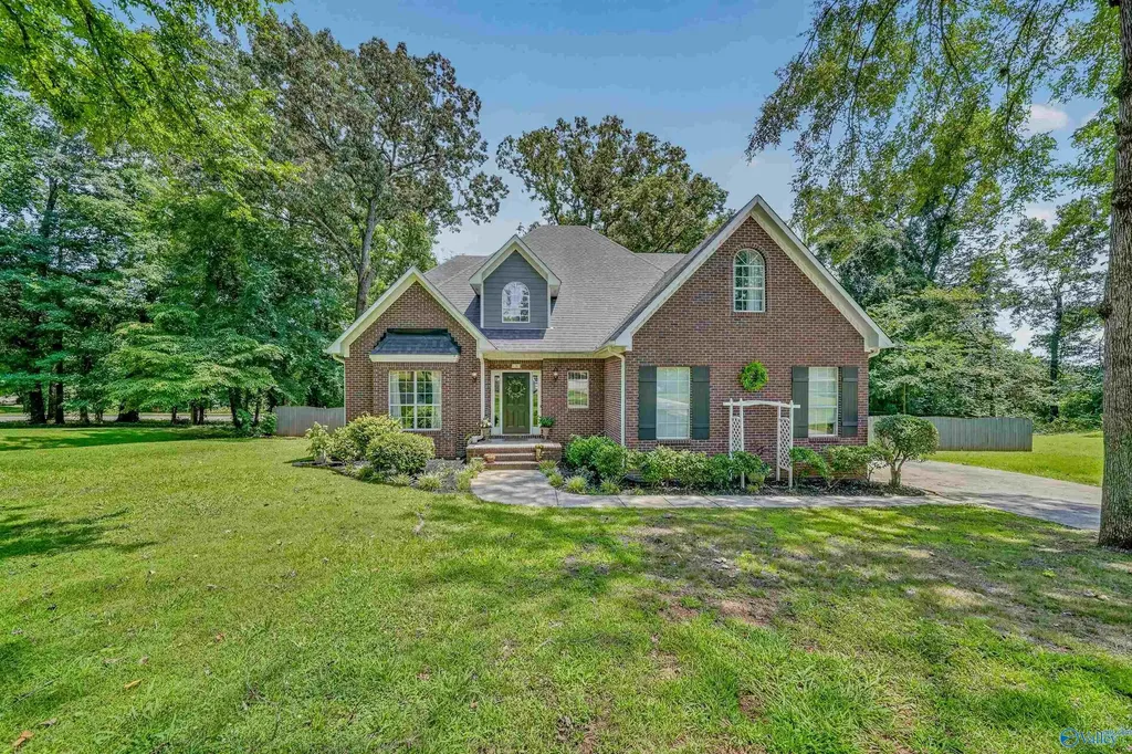 131 Spinnaker Circle Madison AL 35758