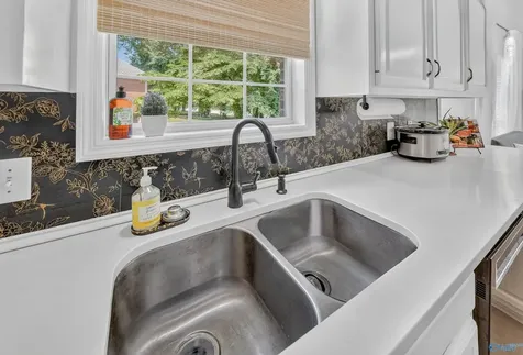 131 Spinnaker Circle Madison AL 35758