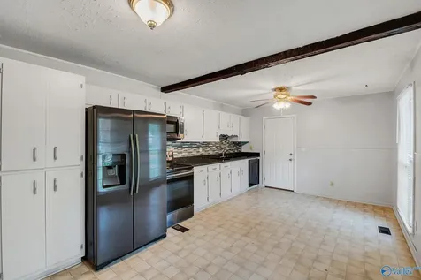 2616 Thornhill Road NW Huntsville AL 35810