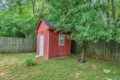 2616 Thornhill Road NW Huntsville AL 35810