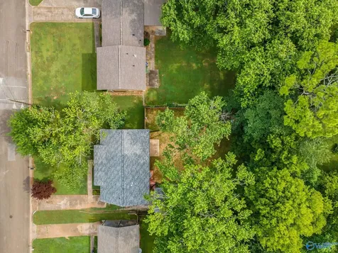 2616 Thornhill Road NW Huntsville AL 35810