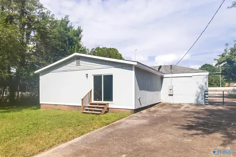 4004 NW Memorial Parkway NW Huntsville AL 35810