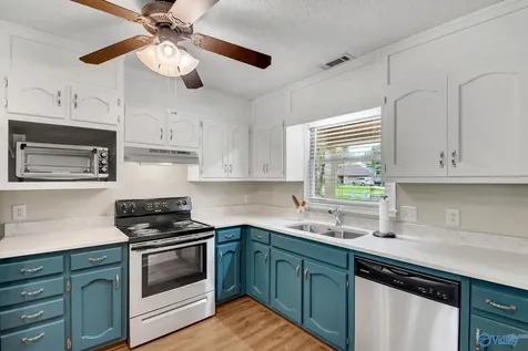 107 Cerrydowns Court Meridianville AL 35759