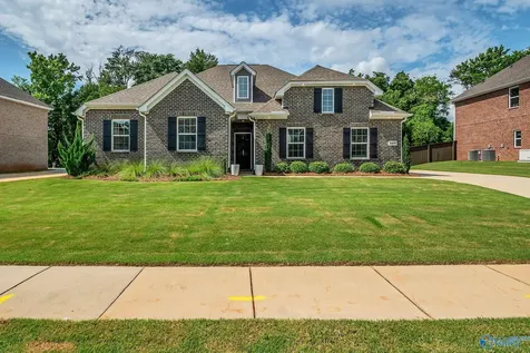 309 Creek Grove Avenue New Market AL 35761