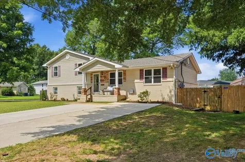 11028 Crestfield Drive SE Huntsville AL 35803