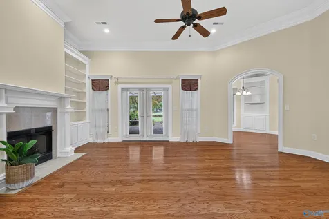 3202 Wellstone Lane SE Owens Cross Roads AL 35763