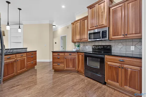 3202 Wellstone Lane SE Owens Cross Roads AL 35763