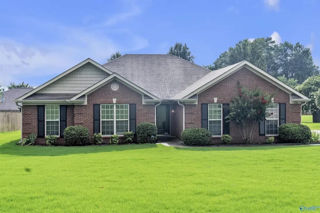 110 Cherry Glen Huntsville AL 35811