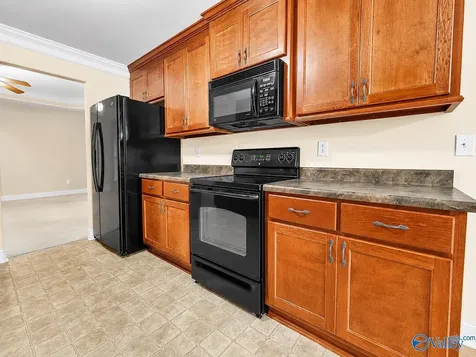 110 Cherry Glen Huntsville AL 35811