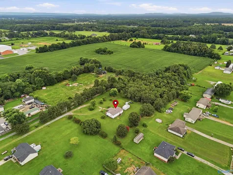 2022 Elkwood Section Road Hazel Green AL 35750