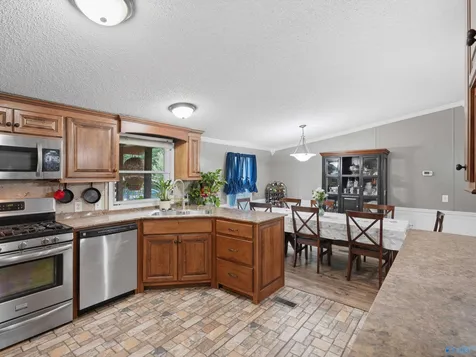65 Lazy Lane Cullman AL 35055