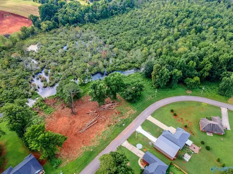 136 Easy Street Hazel Green AL 35750