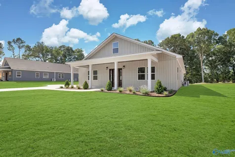 2070 Browns Valley Road Guntersville AL 35976