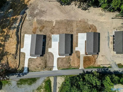 2070 Browns Valley Road Guntersville AL 35976