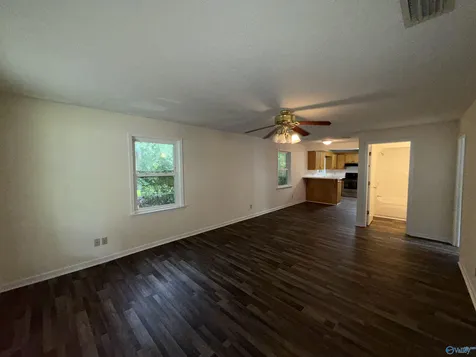 1819 Rayburn Avenue Guntersville AL 35976