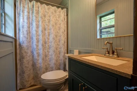 417 Mcfoilton Lane Scottsboro AL 35768