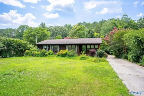 417 Mcfoilton Lane Scottsboro AL 35768