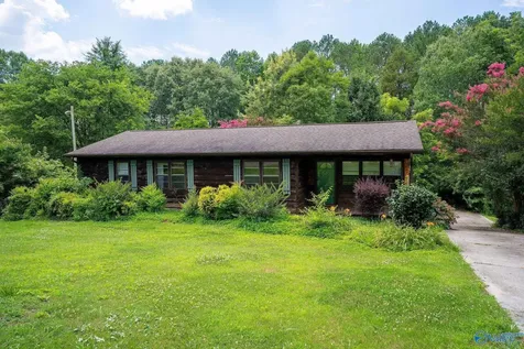 417 Mcfoilton Lane Scottsboro AL 35768
